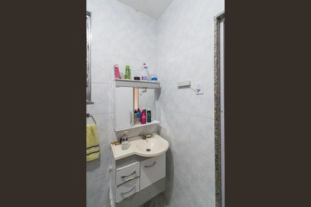 Apartamento à venda com 70m², 2 quartos e 1 vaga Apartamento à venda com 70m², 2 quartos e 1 vagaBanheiro