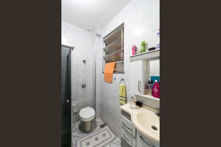 Apartamento à venda com 70m², 2 quartos e 1 vaga Apartamento à venda com 70m², 2 quartos e 1 vagaBanheiro