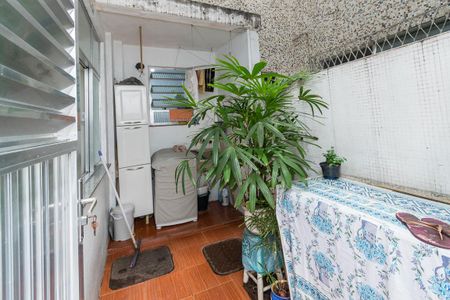 Apartamento à venda com 70m², 2 quartos e 1 vaga Apartamento à venda com 70m², 2 quartos e 1 vagaÁrea de Serviço