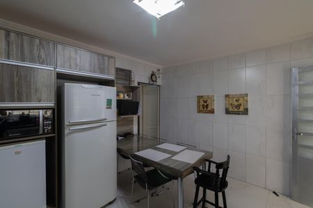 Casa à venda com 300m², 2 quartos e 5 vagasCozinha