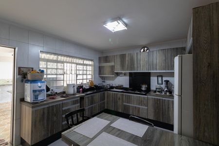 Casa à venda com 300m², 2 quartos e 5 vagasCozinha