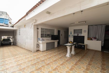 Casa à venda com 300m², 2 quartos e 5 vagasÁrea comum Quintal