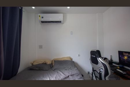 Casa de condomínio à venda com 300m², 4 quartos e 2 vagasQuarto 1