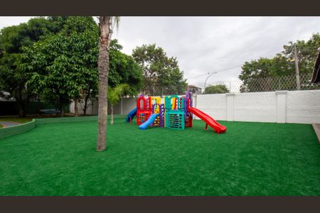 Casa de condomínio à venda com 300m², 4 quartos e 2 vagasÁrea Comum - Playground