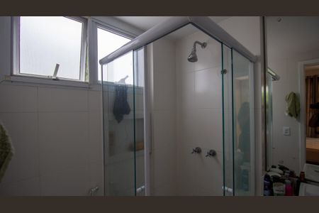 Casa de condomínio à venda com 300m², 4 quartos e 2 vagasBanheiro da Suíte 1