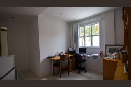 Casa de condomínio à venda com 300m², 4 quartos e 2 vagasHall dos Quartos