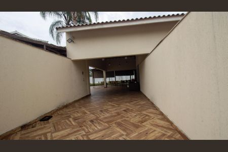 Casa de condomínio à venda com 300m², 4 quartos e 2 vagasÁrea Comum - Salão de Festas