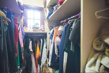 Casa à venda com 350m², 2 quartos e 5 vagasCloset