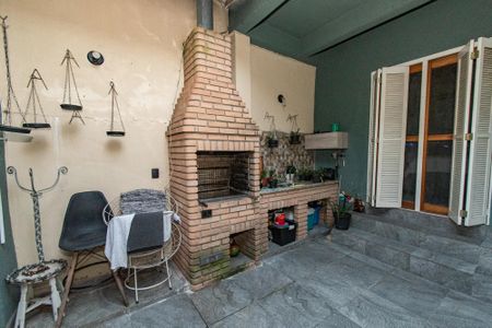 Apartamento à venda com 200m², 6 quartos e 1 vaga Apartamento à venda com 200m², 6 quartos e 1 vagaChurrasqueira