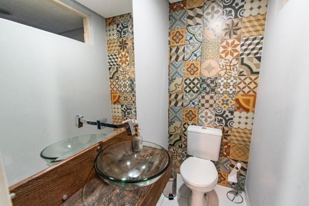 Apartamento à venda com 200m², 6 quartos e 1 vaga Apartamento à venda com 200m², 6 quartos e 1 vagaCasa 2 Banheiro 2