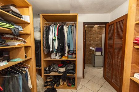 Apartamento à venda com 200m², 6 quartos e 1 vaga Apartamento à venda com 200m², 6 quartos e 1 vagaCasa 2 Quarto 3