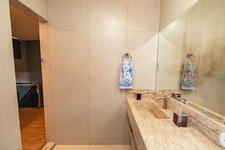 Apartamento à venda com 200m², 6 quartos e 1 vaga Apartamento à venda com 200m², 6 quartos e 1 vagaCasa 2 Banheiro da Suíte