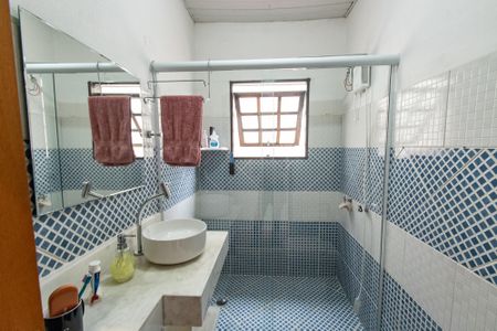 Apartamento à venda com 200m², 6 quartos e 1 vaga Apartamento à venda com 200m², 6 quartos e 1 vagaBanheiro da suíte 2