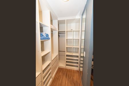 Apartamento à venda com 200m², 6 quartos e 1 vaga Apartamento à venda com 200m², 6 quartos e 1 vagaCasa 2 Suíte