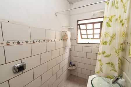Apartamento à venda com 200m², 6 quartos e 1 vaga Apartamento à venda com 200m², 6 quartos e 1 vagaBanheiro da suíte 1