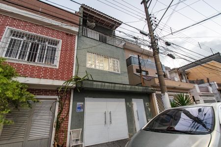 Apartamento à venda com 200m², 6 quartos e 1 vaga Apartamento à venda com 200m², 6 quartos e 1 vagaFachada