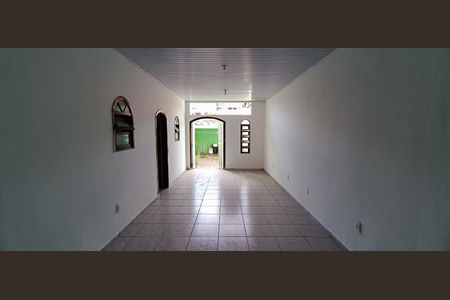 Casa à venda com 180m², 2 quartos e 2 vagas Casa à venda com 180m², 2 quartos e 2 vagasÁrea Externa