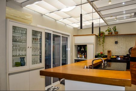 Casa de condomínio à venda com 265m², 3 quartos e 2 vagas Casa de condomínio à venda com 265m², 3 quartos e 2 vagasCozinha