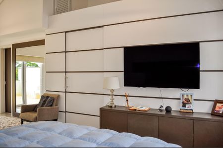 Casa de condomínio à venda com 265m², 3 quartos e 2 vagas Casa de condomínio à venda com 265m², 3 quartos e 2 vagasSuíte 2