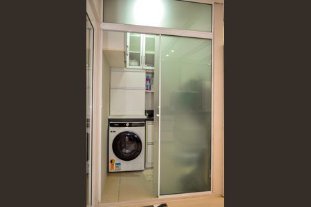 Casa de condomínio à venda com 265m², 3 quartos e 2 vagas Casa de condomínio à venda com 265m², 3 quartos e 2 vagasÁrea de Serviço