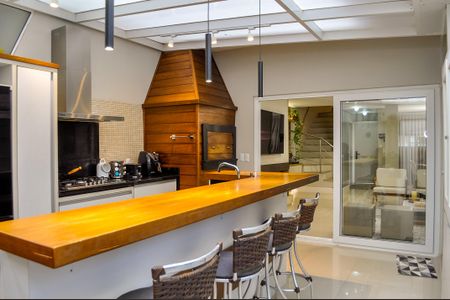 Casa de condomínio à venda com 265m², 3 quartos e 2 vagas Casa de condomínio à venda com 265m², 3 quartos e 2 vagasCozinha