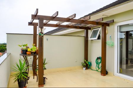 Casa de condomínio à venda com 265m², 3 quartos e 2 vagas Casa de condomínio à venda com 265m², 3 quartos e 2 vagasCobertura