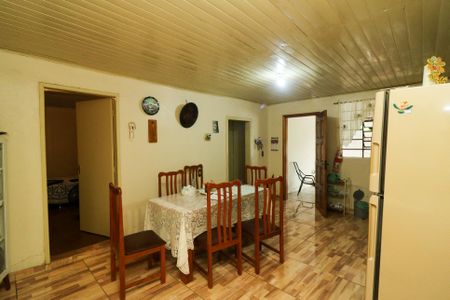 Casa à venda com 100m², 2 quartos e 2 vagas Casa à venda com 100m², 2 quartos e 2 vagasCozinha