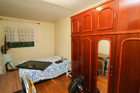 Casa à venda com 100m², 2 quartos e 2 vagas Casa à venda com 100m², 2 quartos e 2 vagasQuarto 1