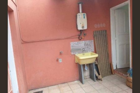 Casa à venda com 90m², 2 quartos e 1 vaga