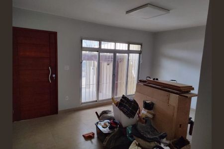 Casa à venda com 200m², 3 quartos e 2 vagas