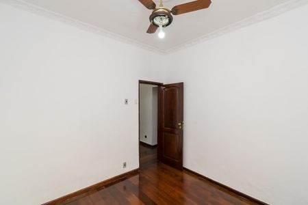 Casa à venda com 200m², 4 quartos e 2 vagasQuarto 1