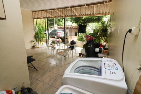 Casa à venda com 100m², 2 quartos e sem vaga Casa à venda com 100m², 2 quartos e sem vagaÁrea de Serviço