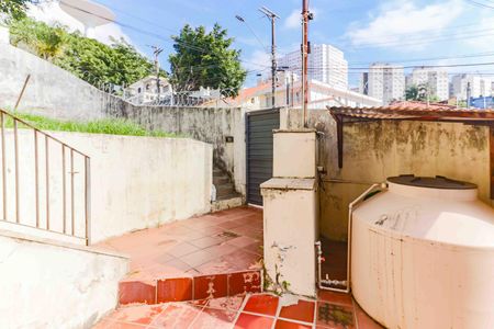 Casa à venda com 256m², 3 quartos e 2 vagas Casa à venda com 256m², 3 quartos e 2 vagasQuintal