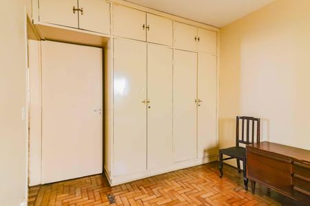 Casa à venda com 256m², 3 quartos e 2 vagas Casa à venda com 256m², 3 quartos e 2 vagasQuarto 1