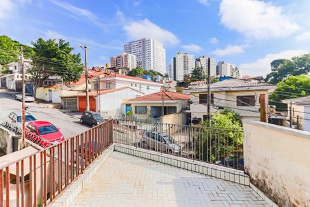 Casa à venda com 256m², 3 quartos e 2 vagas Casa à venda com 256m², 3 quartos e 2 vagasQuintal