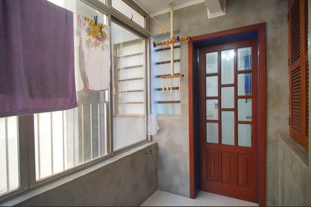 Apartamento à venda com 98m², 3 quartos e 1 vagaÁrea de Serviço