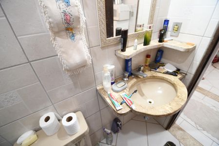 Casa à venda com 80m², 2 quartos e 7 vagasBanheiro