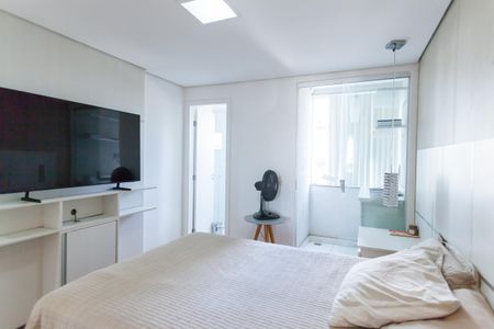 Apartamento à venda com 87m², 3 quartos e 2 vagasSuíte 