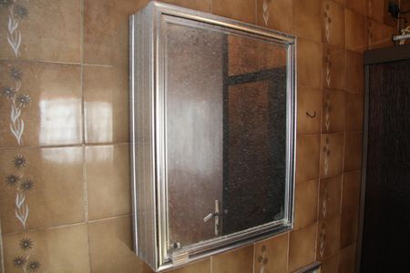 Casa à venda com 285m², 4 quartos e 3 vagasBanheiro da Suíte Casa 2