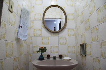 Casa à venda com 285m², 4 quartos e 3 vagasLavabo