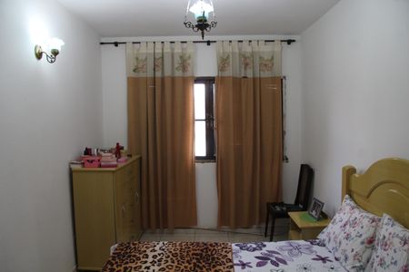 Casa à venda com 285m², 4 quartos e 3 vagasSuite