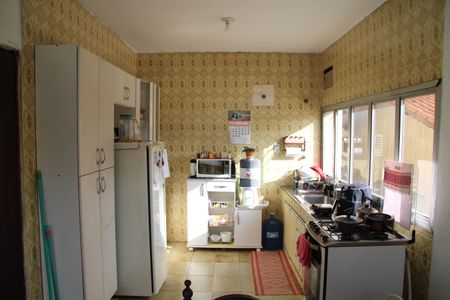 Casa à venda com 285m², 4 quartos e 3 vagasCozinha