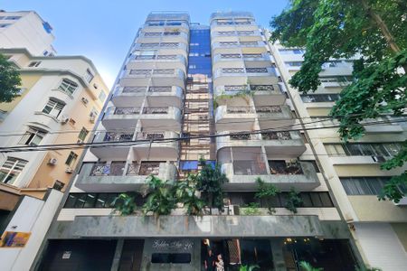 Apartamento à venda com 54m², 1 quarto e 1 vagaFachada