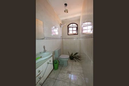 Casa à venda com 360m², 4 quartos e 3 vagasBanheiro Social 1