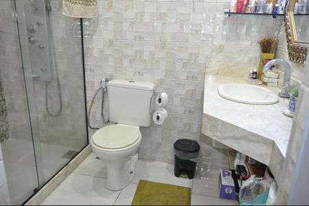 Casa à venda com 165m², 3 quartos e 1 vagaBanheiro da Suíte 