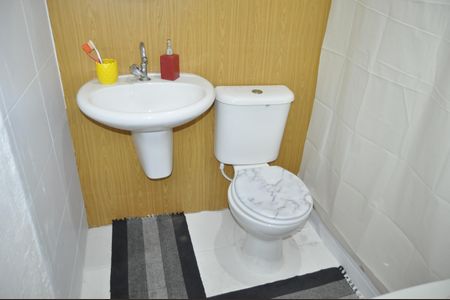 Casa à venda com 165m², 3 quartos e 1 vagaLavabo