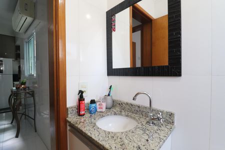 Apartamento à venda com 64m², 2 quartos e 1 vagaBanheiro