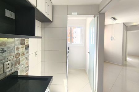 Apartamento à venda com 49m², 2 quartos e 1 vagaCozinha