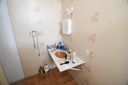 Casa à venda com 285m², 4 quartos e 3 vagasBanheiro Suíte 1