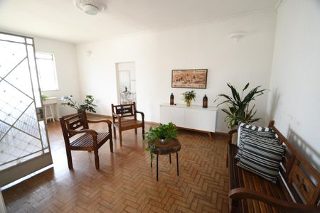 Casa à venda com 285m², 4 quartos e 3 vagasSala 2